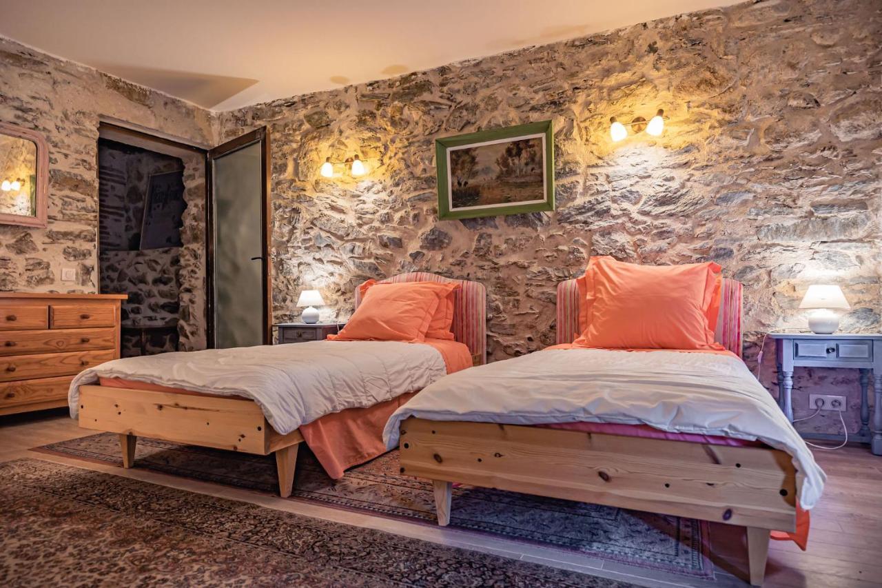 Sundrenched Relais De Poste In Serdinya Экстерьер фото