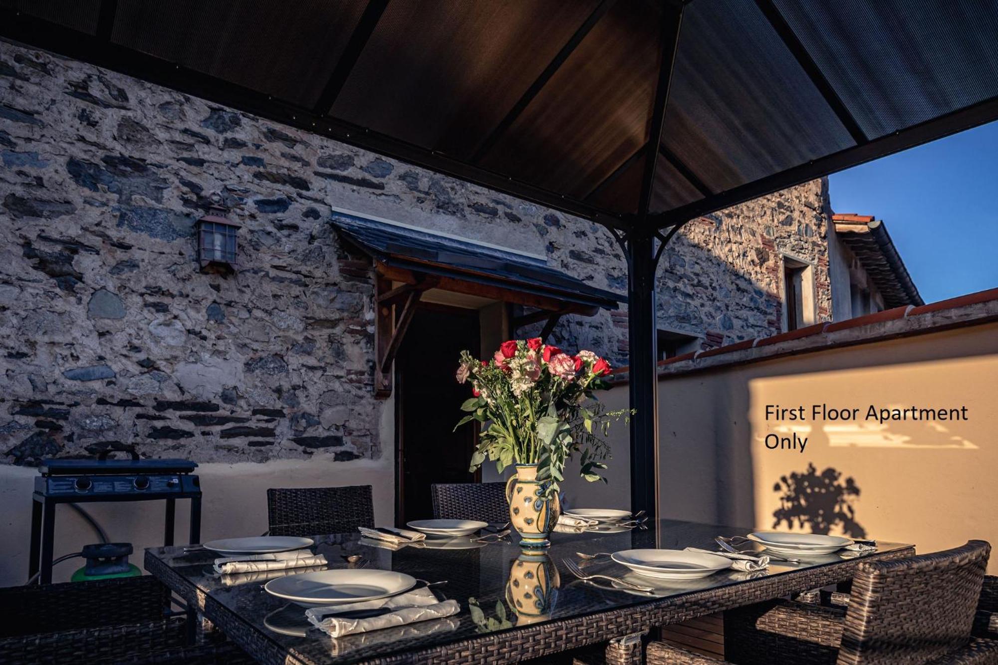 Sundrenched Relais De Poste In Serdinya Экстерьер фото