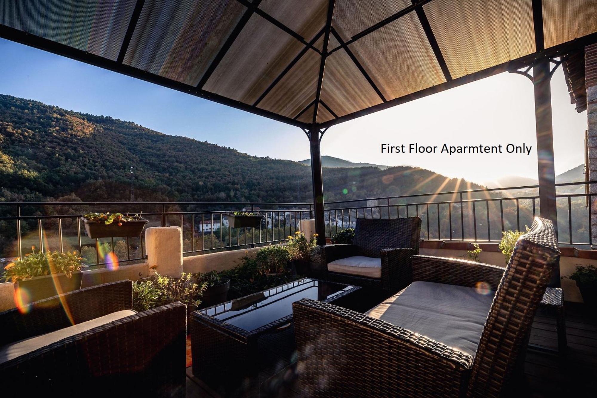 Sundrenched Relais De Poste In Serdinya Экстерьер фото